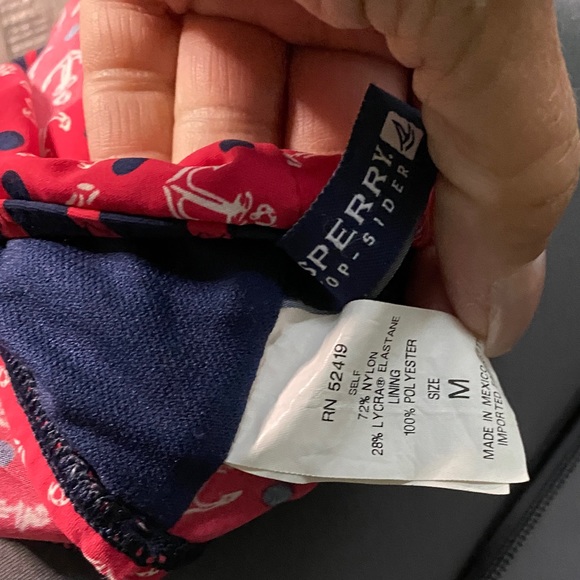 Sherry flounce swim top. Like new. Size medium - Picture 2 of 2